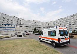 Incidente, la 18enne ferita è in coma farmacologico