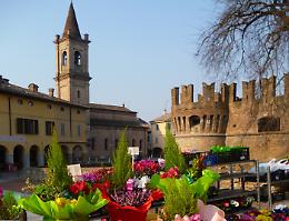 Domenica ''La Dispensa dei Sanvitale'' a Fontanellato (PR)