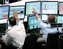 La Borsa di giovedì 8 maggio