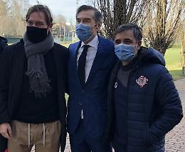 Cremonese, arriva Coccolo accompagnato da Francesco Totti