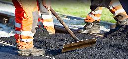 Asfaltature, c'è il cronoprogramma: strade e marciapiedi a nuovo