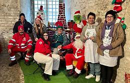 Magia e divertimento tra Babbo Natale e il Grinch