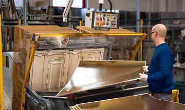 Cartotecnici, c'&egrave; l'accordo sul contratto: &laquo;Aumenti e pi&ugrave; riposo&raquo;