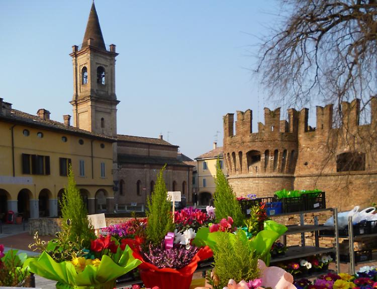 Domenica ''La Dispensa dei Sanvitale'' a Fontanellato (PR)
