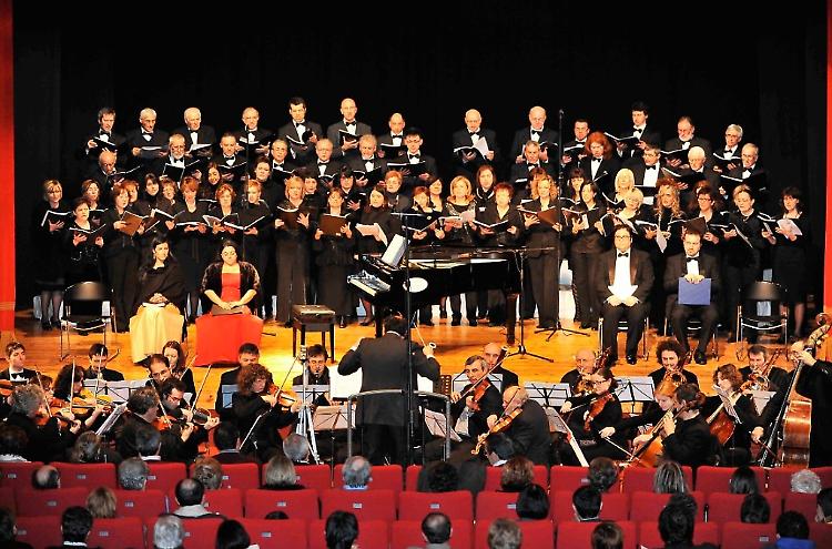 Estudiantina, il programma della stagione estiva di concerti