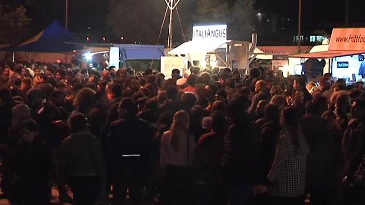 Bari, tutti in fila per bombette, gnocco e focaccia allo Streeat festival