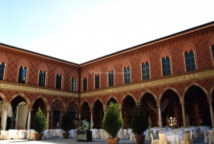 Strada romana, palazzo Stanga, S. M. Maddalena aperti con il Tci
