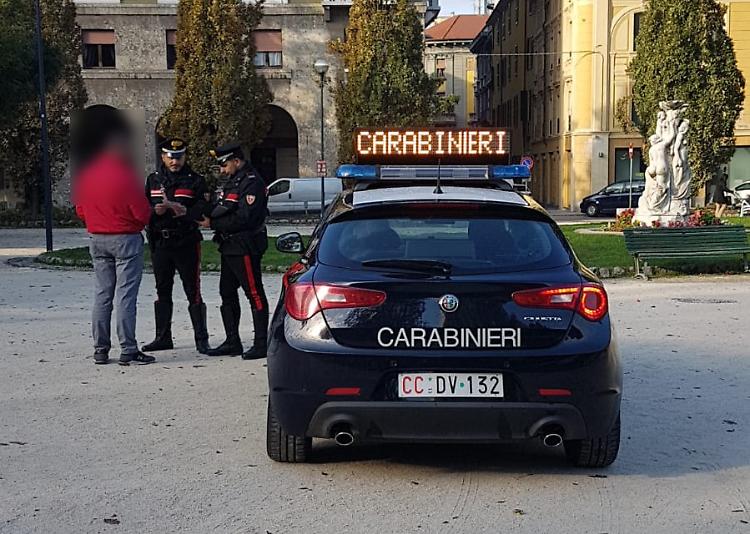 Trasgrediscono al foglio di via obbligatorio, due denunciati