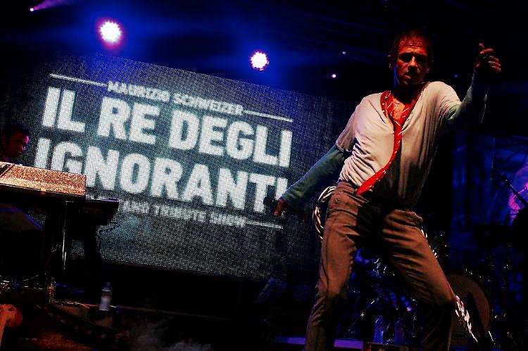 Maurizio SchweizerIl Re degli IgnorantiCelentano Tribute Show