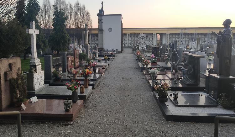 Morire costa più caro, impennata di costi di tumulazione