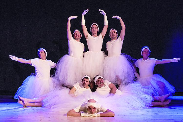 Teatro: "“Il lago dei cigni come non l'avete mai visto”