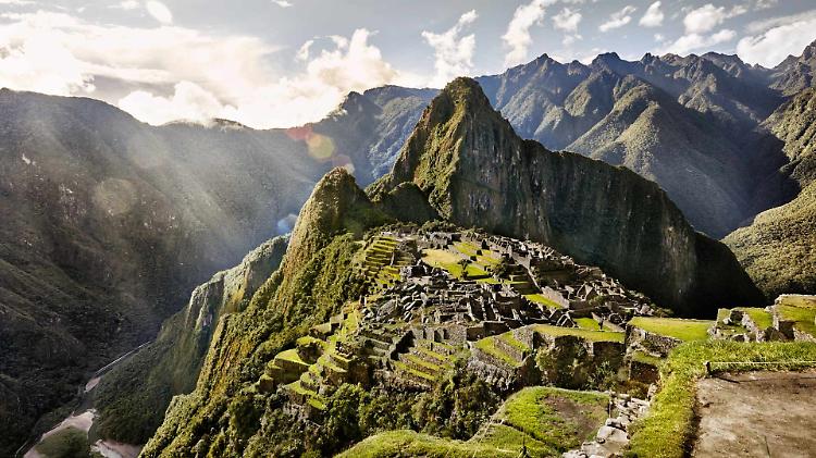 Perù: 40 turisti israeliani tratti in salvo da Machu Picchu