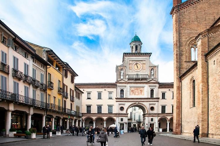 Mercatini di primavera in piazza