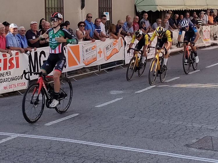 GP Calvatone: vince Giosu&egrave; Epis della Zalf