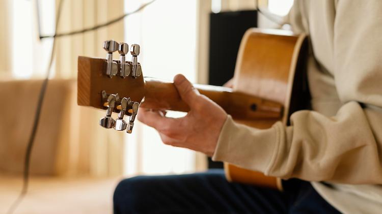 Concerto: la chitarra classica tra otto e novecento
