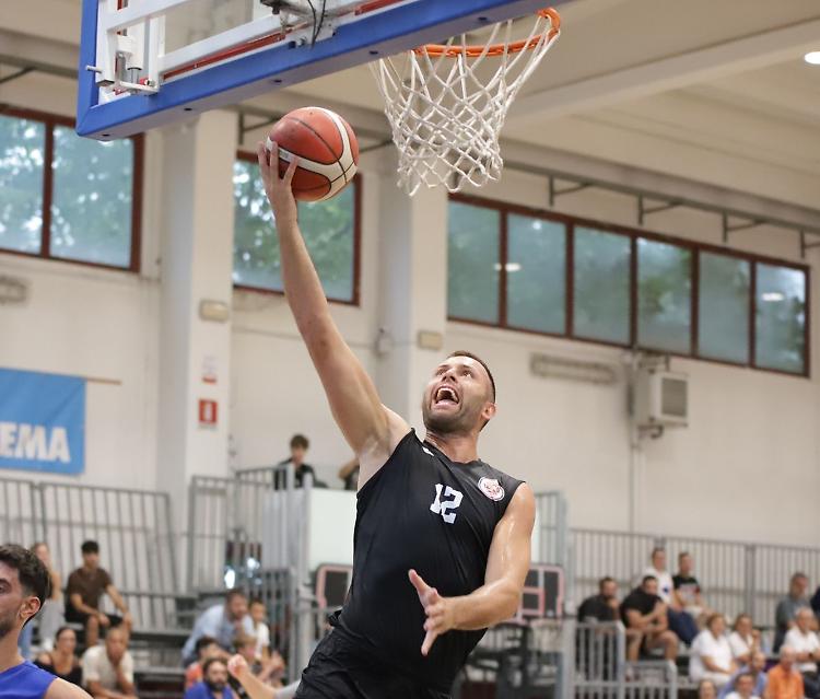 Crema: prima vittoria