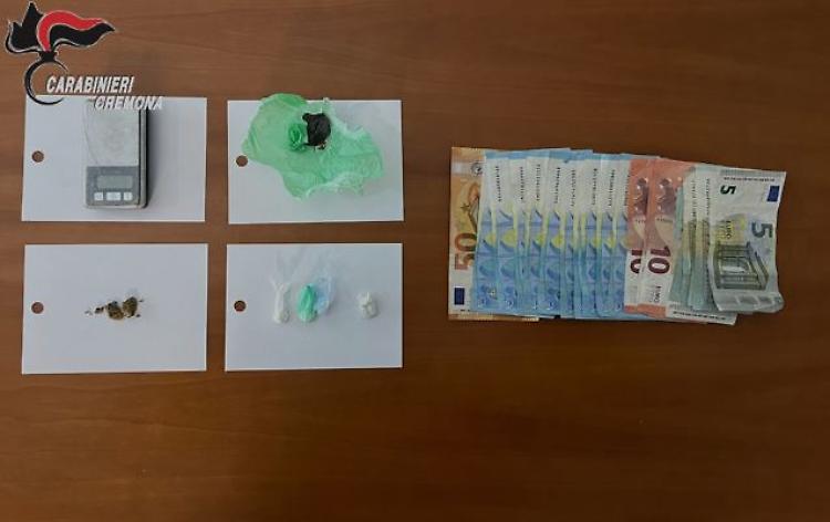 Operazione anti droga dei carabinieri, denunciato uno spacciatore