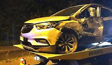 Scontro tra due auto in via Castello, due feriti