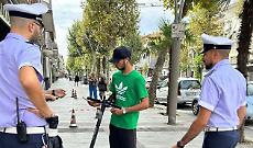 Monopattini, si cambia: dal 16 maggio targa e assicurazione