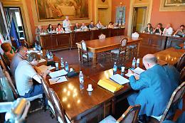 Caso streaming, consiglio ancora spaccato