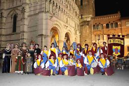 Torrione da applausi a Lucca