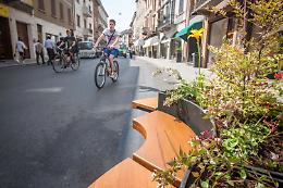 Corso Garibaldi pedonale, fronte comune dei commercianti