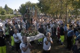 Brancere, folla di devoti