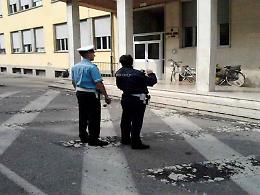 Scritte sui muri, sindaco furioso: "Denuncia in Procura"