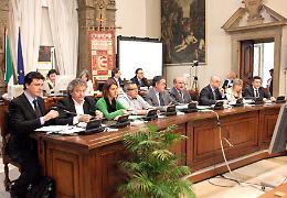 Scoppia il caso consulenze