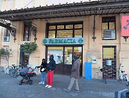 Farmacia e code, protesta web