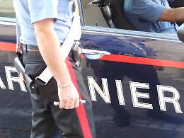 Rubano in auto: tutto in un video