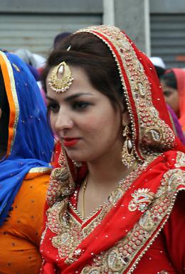 La colorata 'festa di primavera' dei Sikh in città