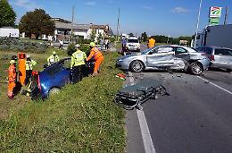 Incidente sull'Asolana, finisce nel fosso con l'auto