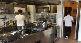 E' rinato il ristorante distrutto da un piromane