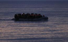 Migranti, altra ondata di arrivi: è di nuovo piena emergenza