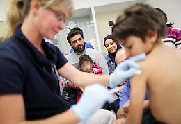 Allarme morbillo, caso sospetto: in 72 sottoposti a vaccinazione