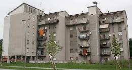 Case popolari, linea dura del Comune: sfratto per  altri 12 &lsquo;furbi&rsquo; dell&rsquo;affitto