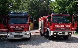 Castelvetro, rogo nell'allevamento avicolo: polli morti e danni
