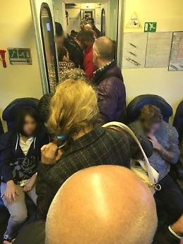 Casalmaggiore, l'ennesimo viaggio sul treno della vergogna