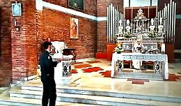 Le norme anti-Covid vietano riti religiosi con &laquo;partecipazione popolare&raquo;: hanno fatto bene i carabinieri a interrompere la messa di don Lino alla quale hanno partecipato alcuni fedeli?