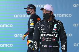 F1: Hamilton trionfa in Spagna, Verstappen secondo