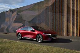 Mazda6e finalista per il World Car Design of the Year 2026