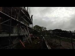 VIDEO Indagini sulla morte di Pamiro, effettuato il test di caduta con un manichino