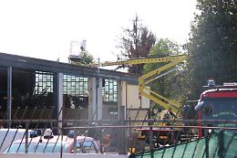 Precipita dal tetto del capannone, muore imprenditore 59enne