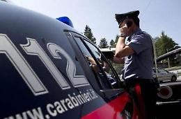 Ruba un portafoglio al supermercato, incastrata dalle telecamere: denunciata una 51enne