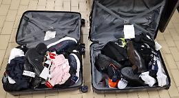 Sventato dalla Polizia locale un furto ai danni del negozio Scarpe & Scarpe