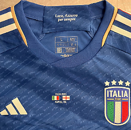 Per Italia-Inghilterra maglia speciale per commemorare Vialli