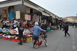 Lavori alle pensiline. Il giovedì in formato ridotto