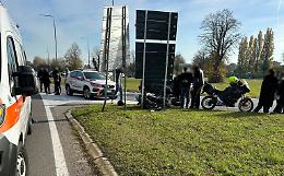 Scontro tra automobile e moto, 52enne ricoverato in ospedale