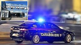 Violenta lite davanti a un locale, due uomini finiscono in ospedale